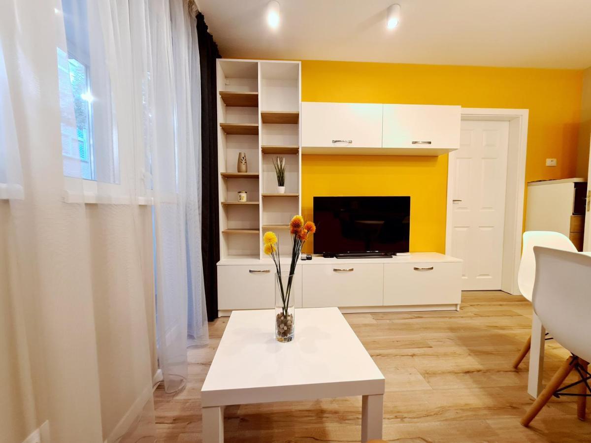 Brand New Luxury Flat In The City Center 瓦爾納 外观 照片