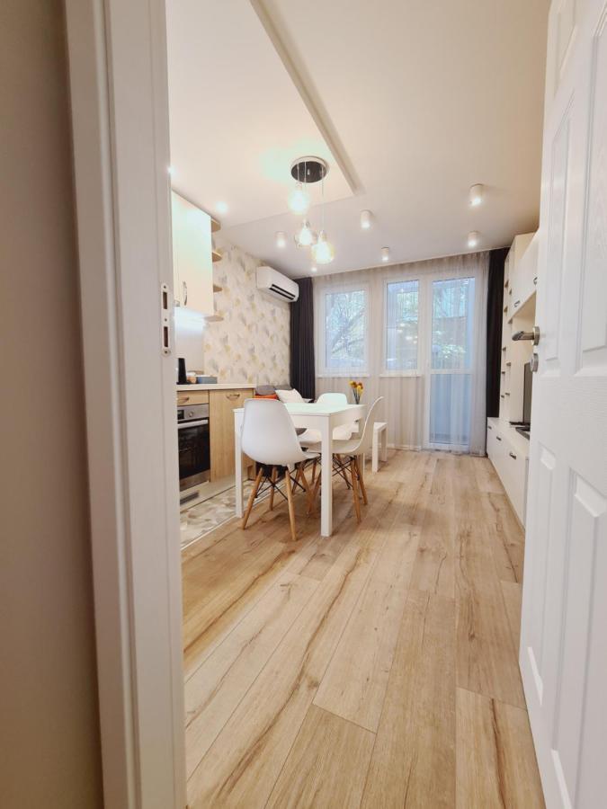 Brand New Luxury Flat In The City Center 瓦爾納 外观 照片